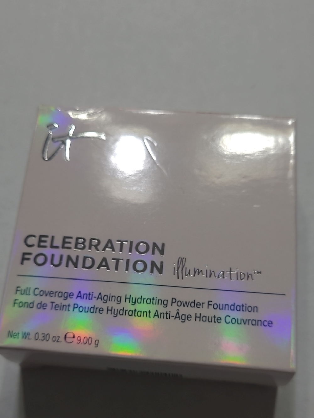 IT cosmetics Celebration Foundation Illumination Full Coverage, Medium - Picture 2 of 9